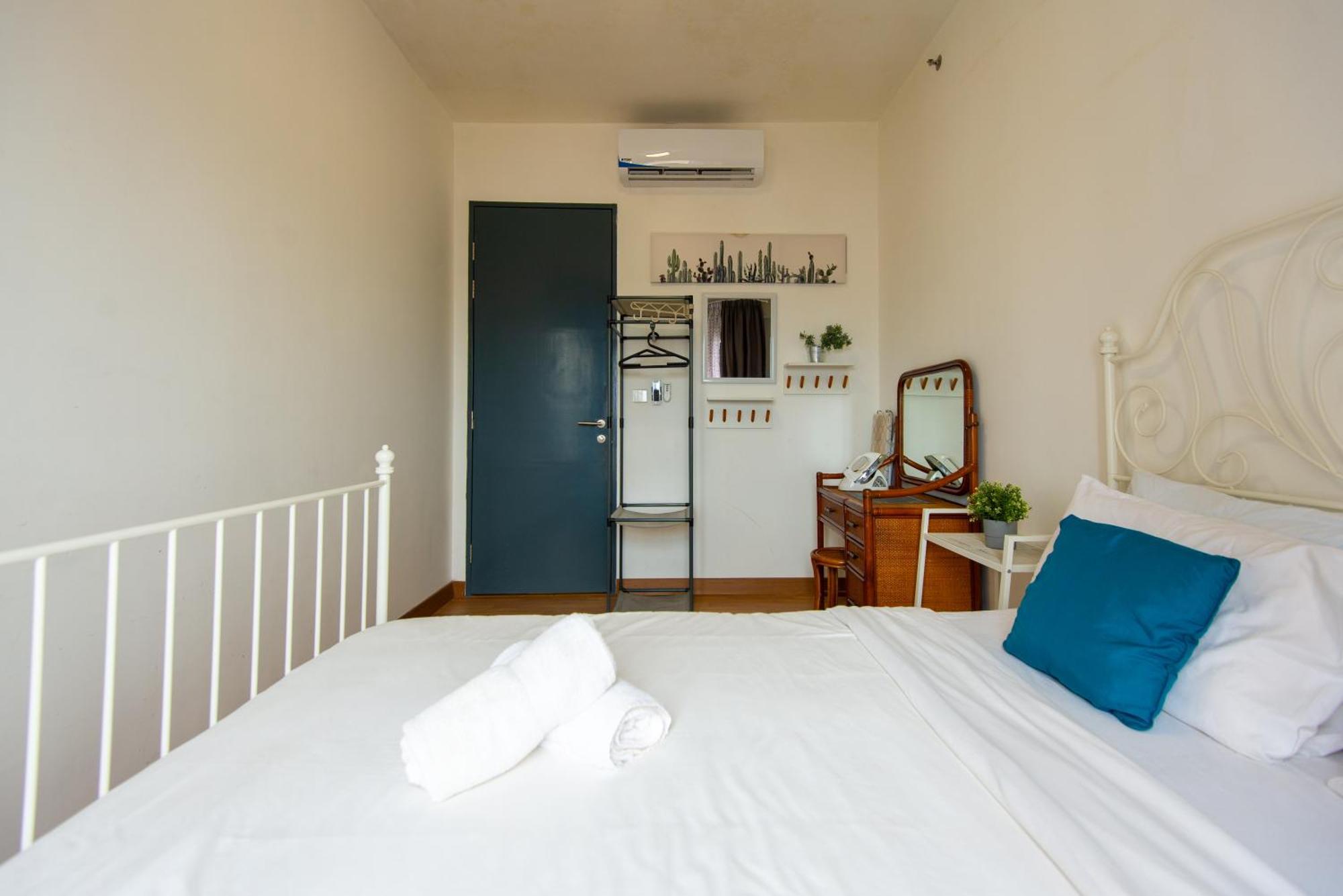Casa Orient @ Macalister 218 ❈中路218东方之家 3Br 8Pax Apartment George Town Ngoại thất bức ảnh